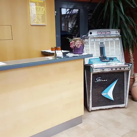 Zur Goldenen Krone Hotel 3*