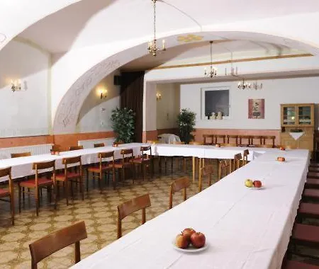 Zur Goldenen Krone Hotel