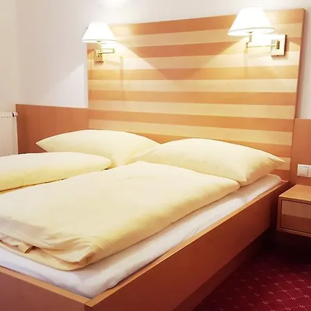Zur Goldenen Krone 3* Furth bei Gottweig