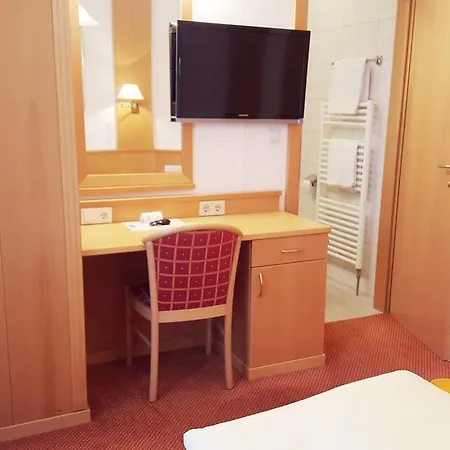 Zur Goldenen Krone Hotel