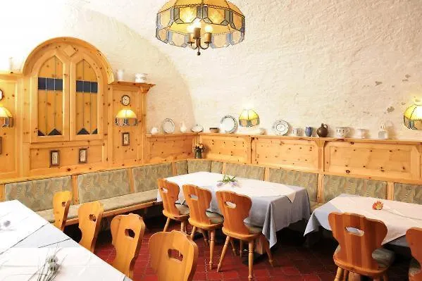 Hotel Zur Goldenen Krone 3*