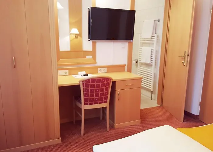 Zur Goldenen Krone Hotel